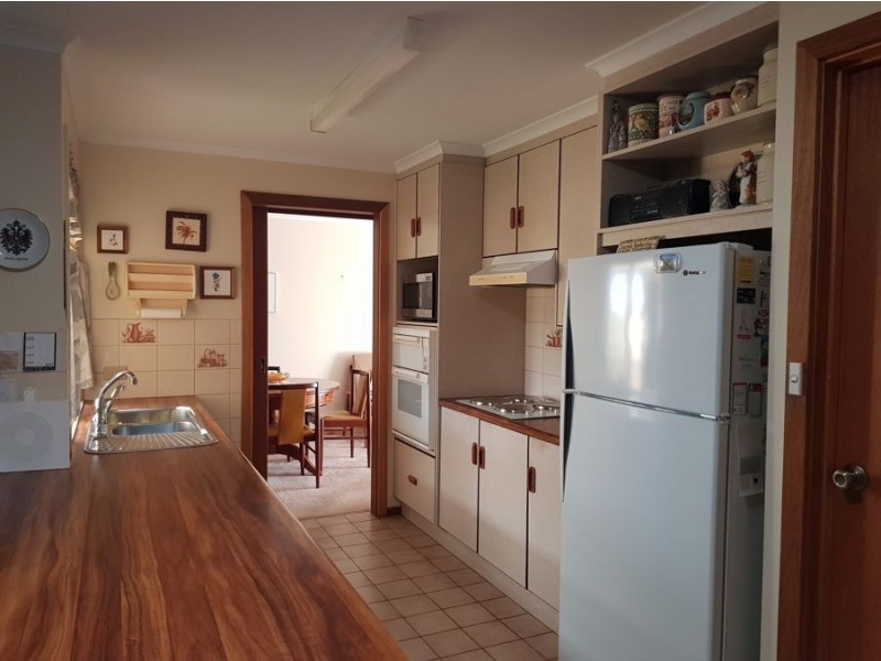 50 Tumbella Drive, Murray Bridge SA 5253