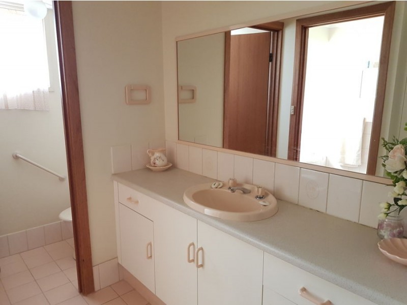 50 Tumbella Drive, Murray Bridge SA 5253