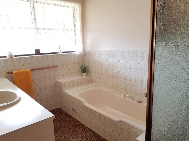 60 Mitchell Avenue, Murray Bridge SA 5253