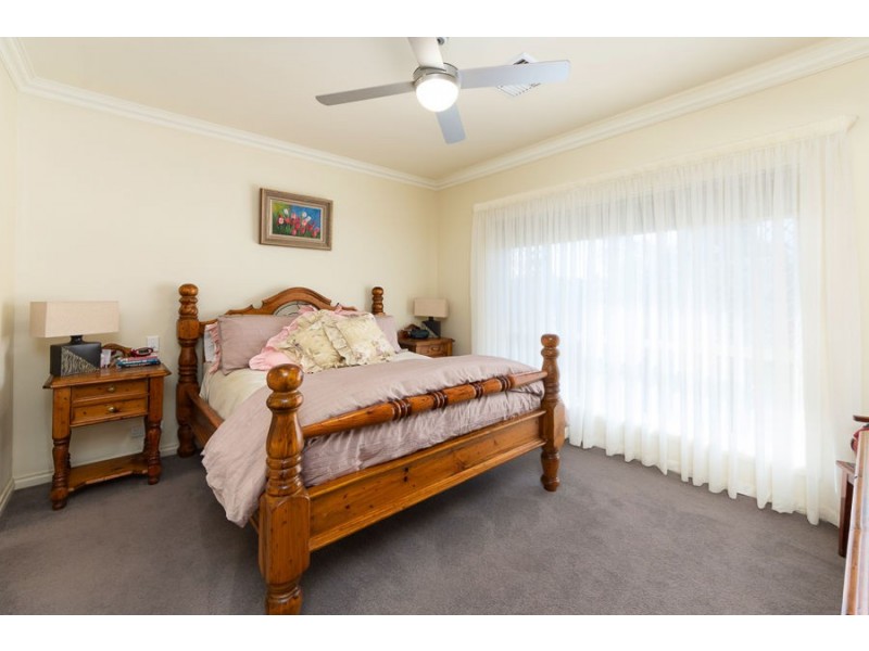 32 Christian Road, Murray Bridge SA 5253