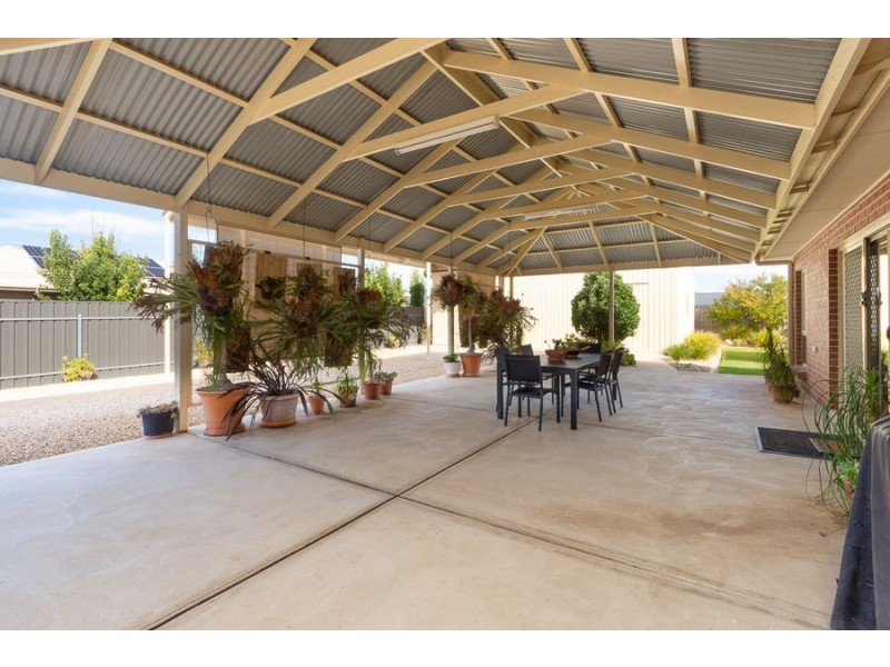 32 Christian Road, Murray Bridge SA 5253