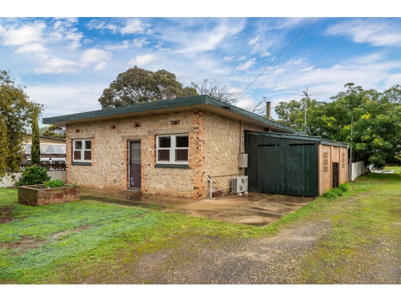 4 Albert Terrace, Murray Bridge SA 5253