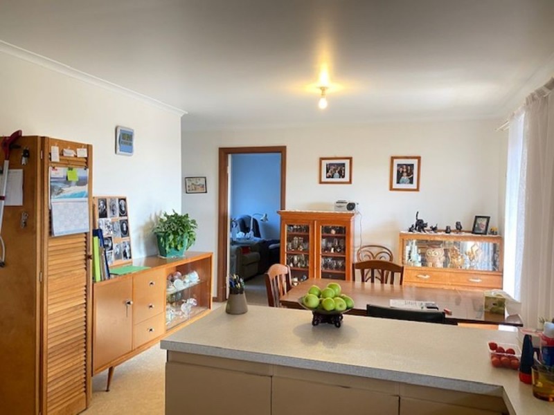 17 Knight, Murray Bridge SA 5253