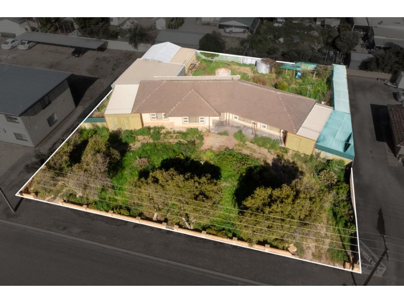 160 Adelaide Road, Murray Bridge SA 5253
