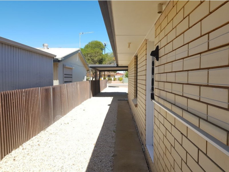 58 & 58A Lachlan Avenue, Murray Bridge SA 5253
