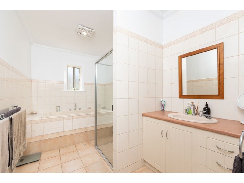 24 Charles Street, Murray Bridge SA 5253