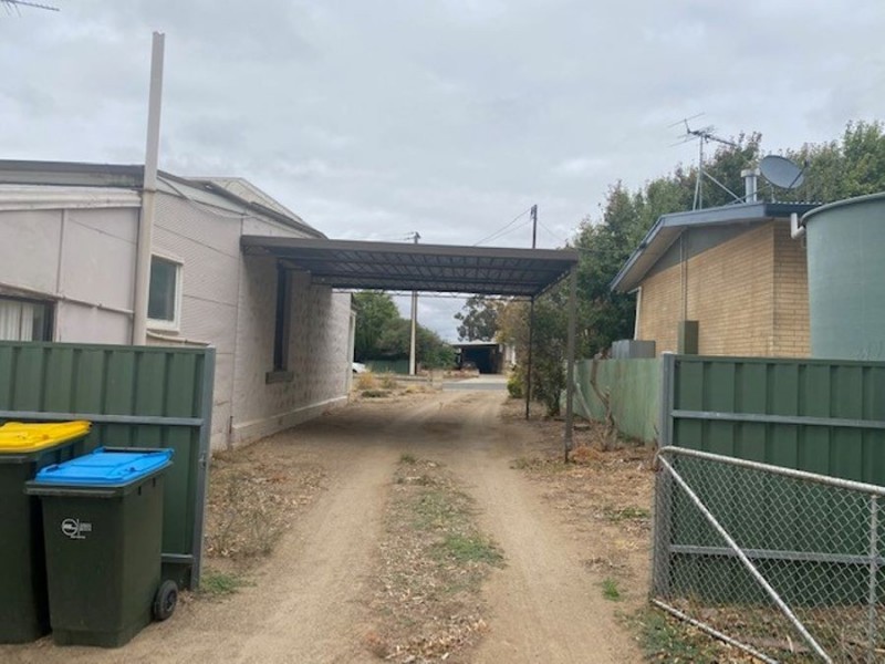 7 Charles, Murray Bridge SA 5253