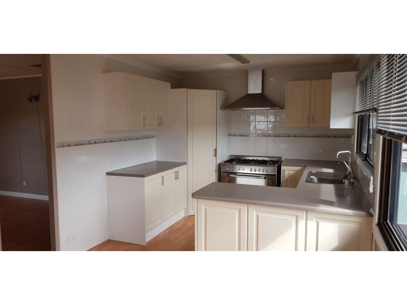 32 Swan Rd, Murray Bridge SA 5253