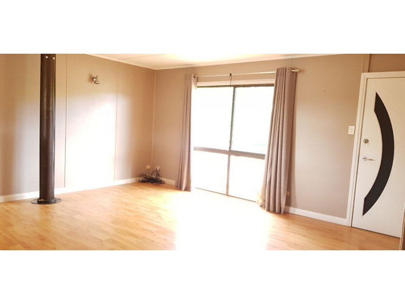 32 Swan Rd, Murray Bridge SA 5253