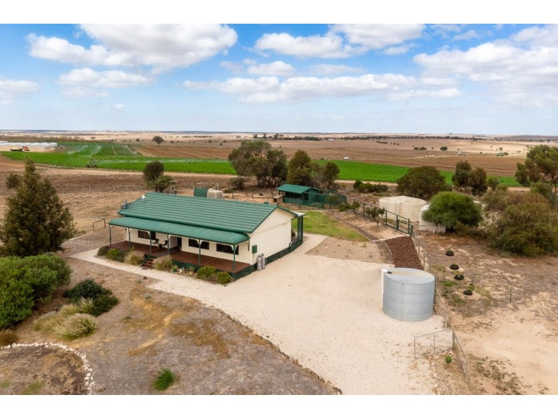 62 Clifftop Drive, Murray Bridge SA 5253