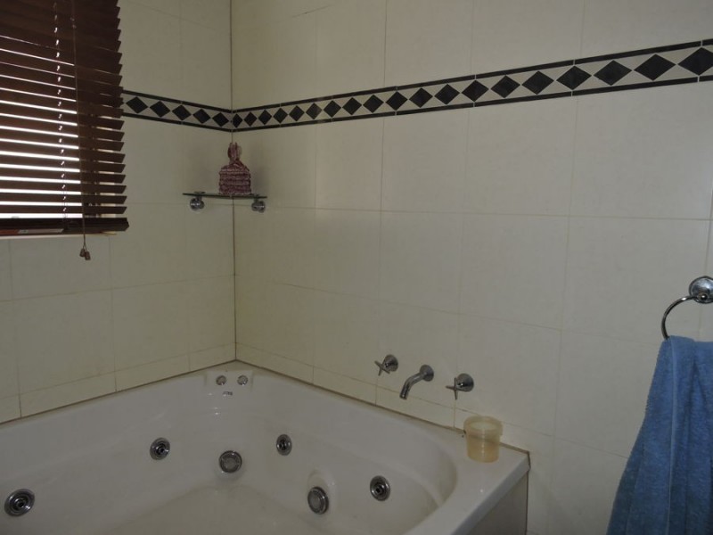 249 The Point Road, Jervois SA 5259