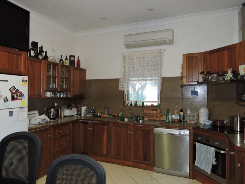 249 The Point Road, Jervois SA 5259