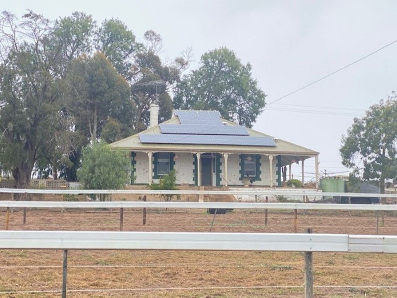 249 The Point Road, Jervois SA 5259