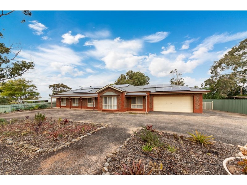 99 Roper Road, Murray Bridge SA 5253