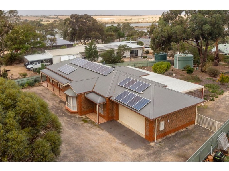 99 Roper Road, Murray Bridge SA 5253