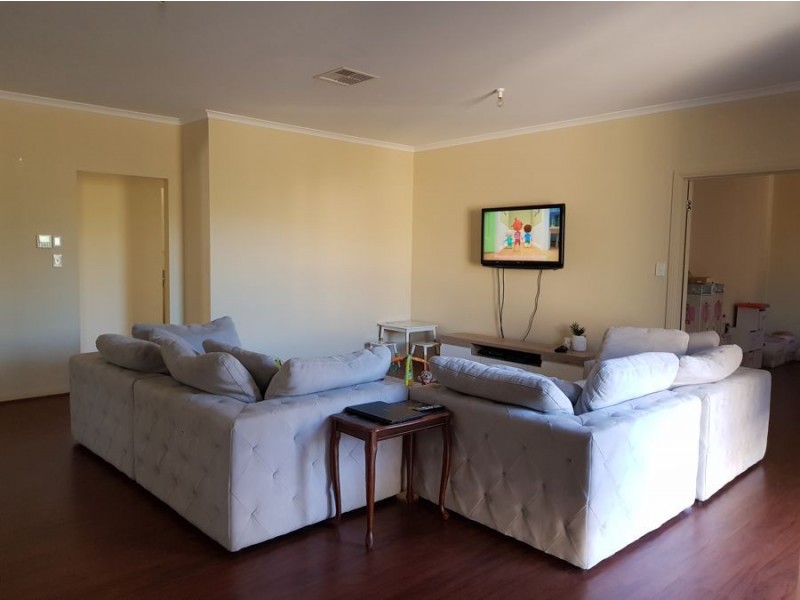 30 Loddon Road, Murray Bridge East SA 5253
