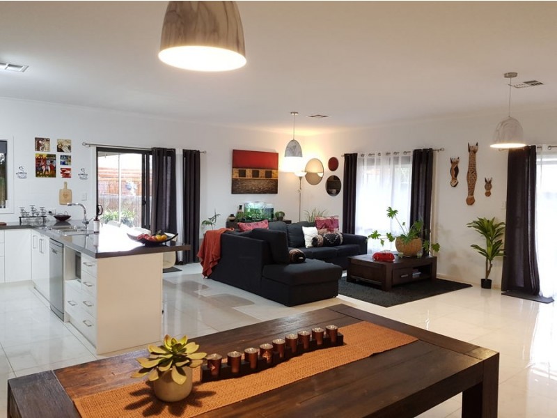 17 Avoca Road, Murray Bridge SA 5253