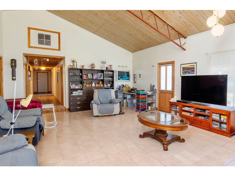 503 Thomas Crescent, Monarto South SA 5254