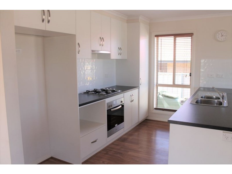 96 Commerce Rd, Murray Bridge SA 5253