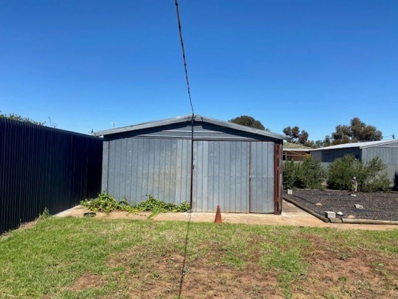 22 Gail, Murray Bridge SA 5253