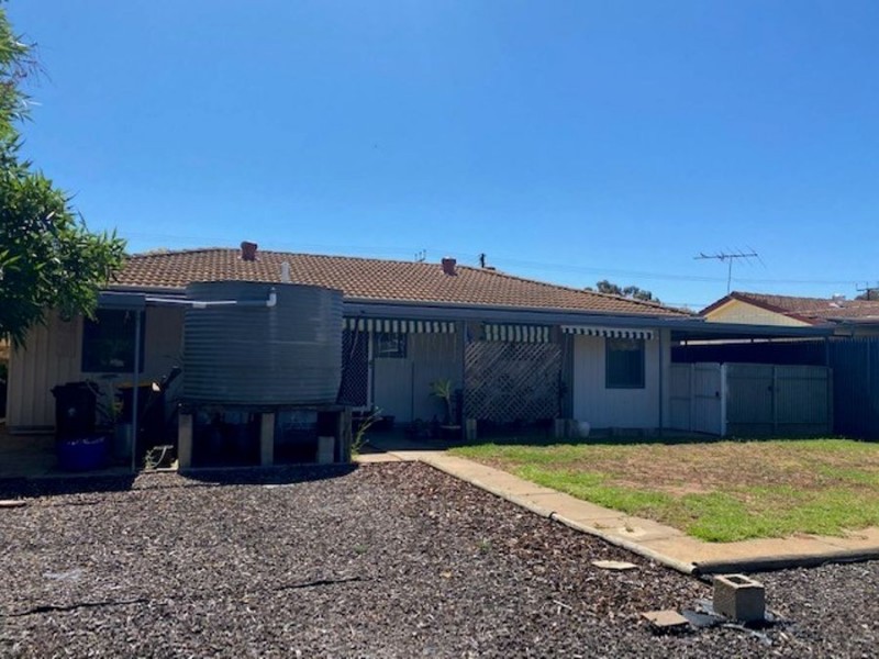 22 Gail, Murray Bridge SA 5253