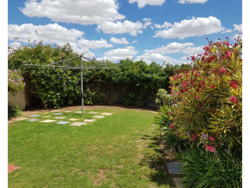 8 Lyric Close, Murray Bridge SA 5253