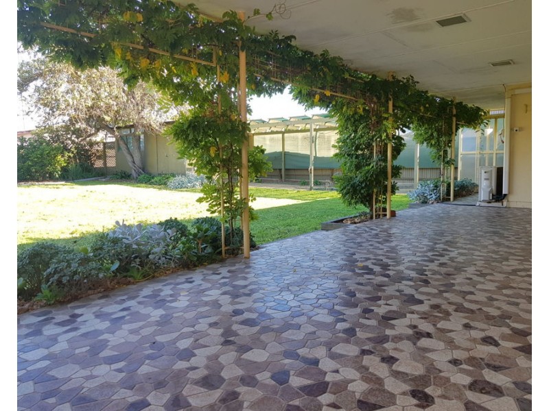 17 Leslie Street, Murray Bridge SA 5253