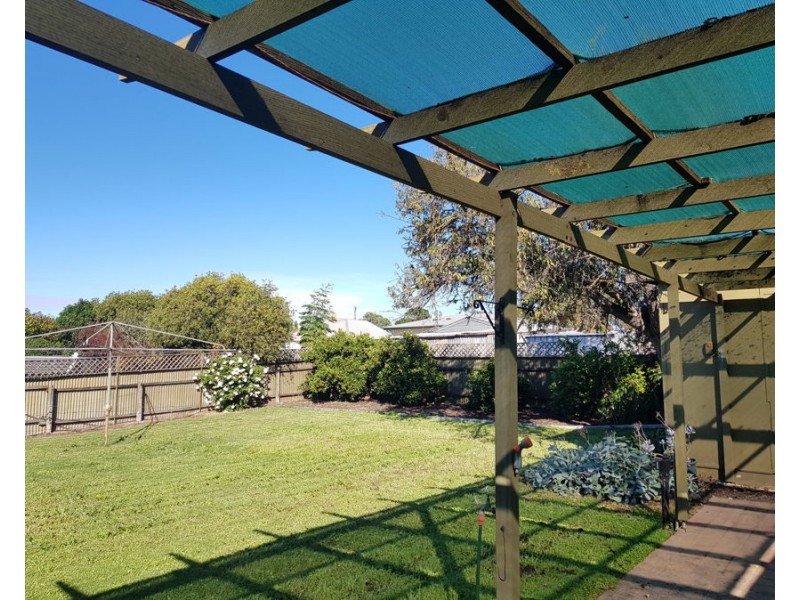 17 Leslie Street, Murray Bridge SA 5253