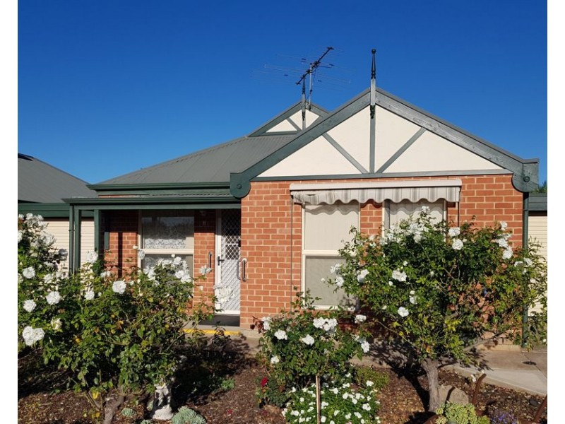 2 64 Verdun Road, Murray Bridge SA 5253