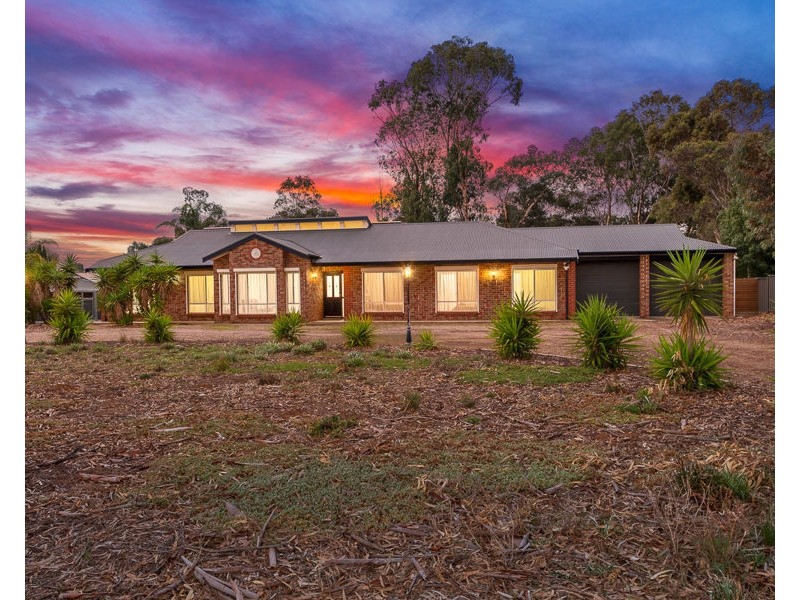 22 Tooma Drive, Murray Bridge East SA 5253