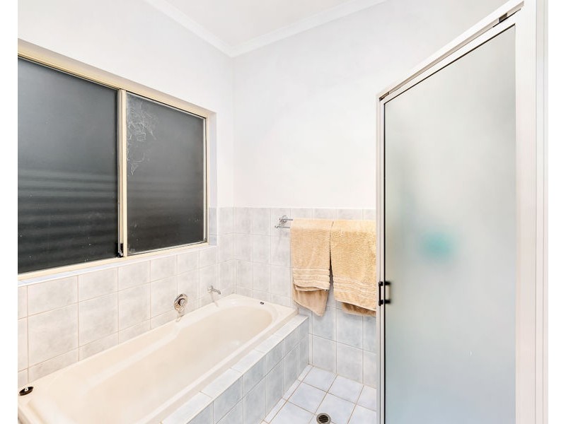 22 Tooma Drive, Murray Bridge SA 5253