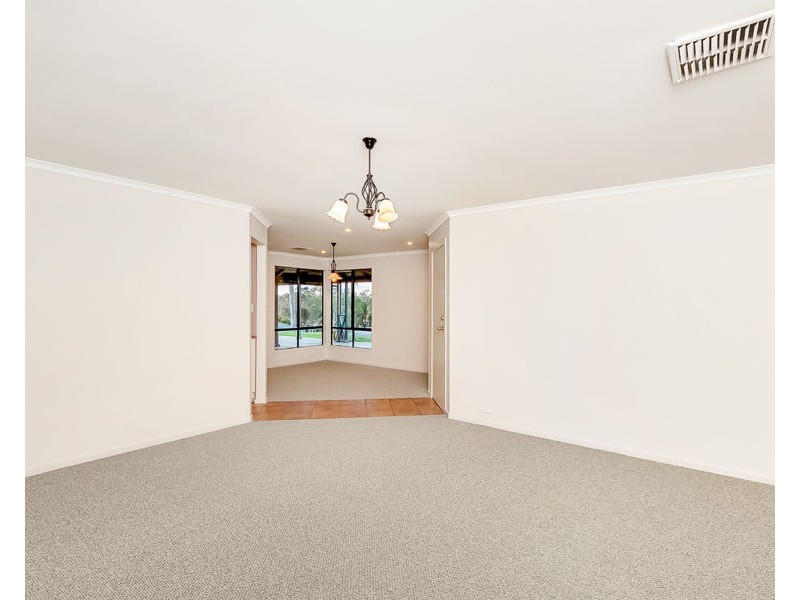 5 Marina View Court, Murray Bridge SA 5253