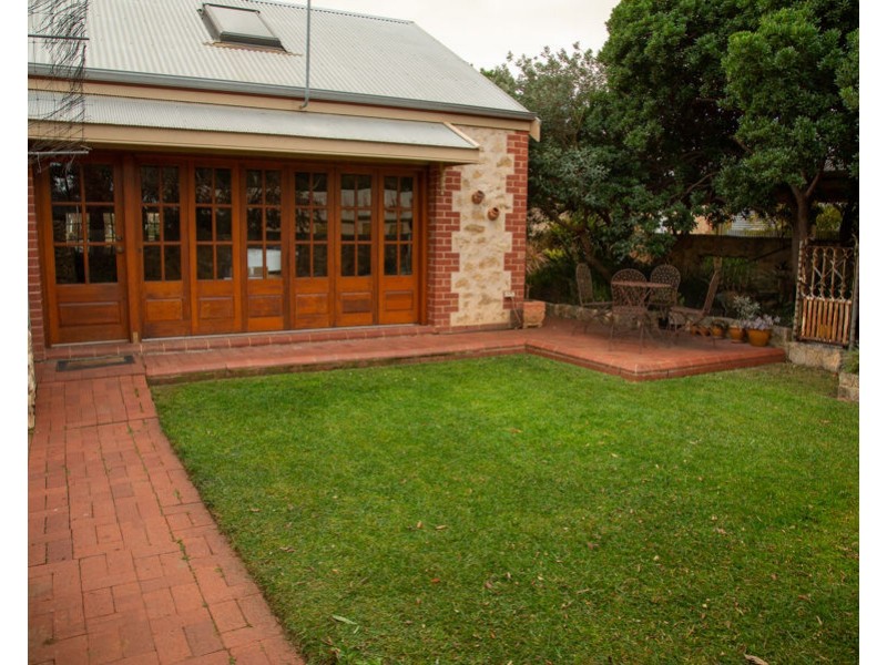 18 Sturt Street, Murray Bridge SA 5253