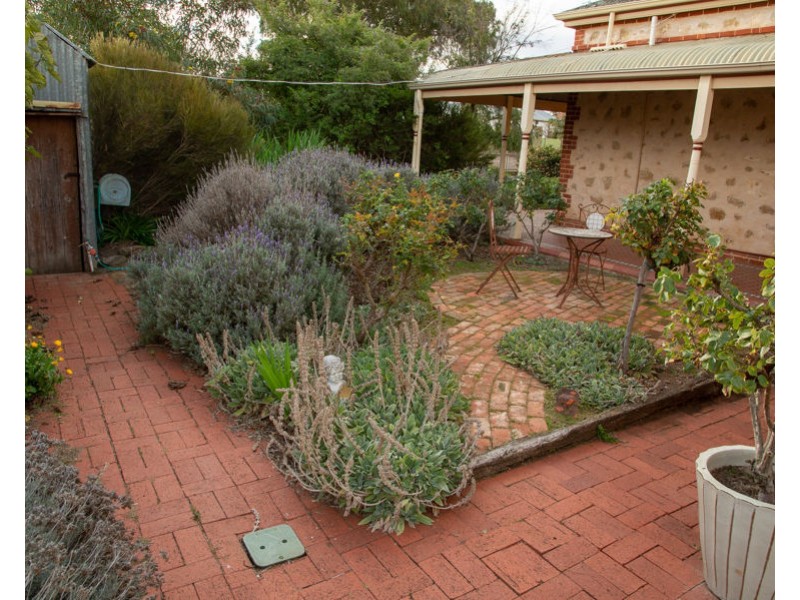 18 Sturt Street, Murray Bridge SA 5253