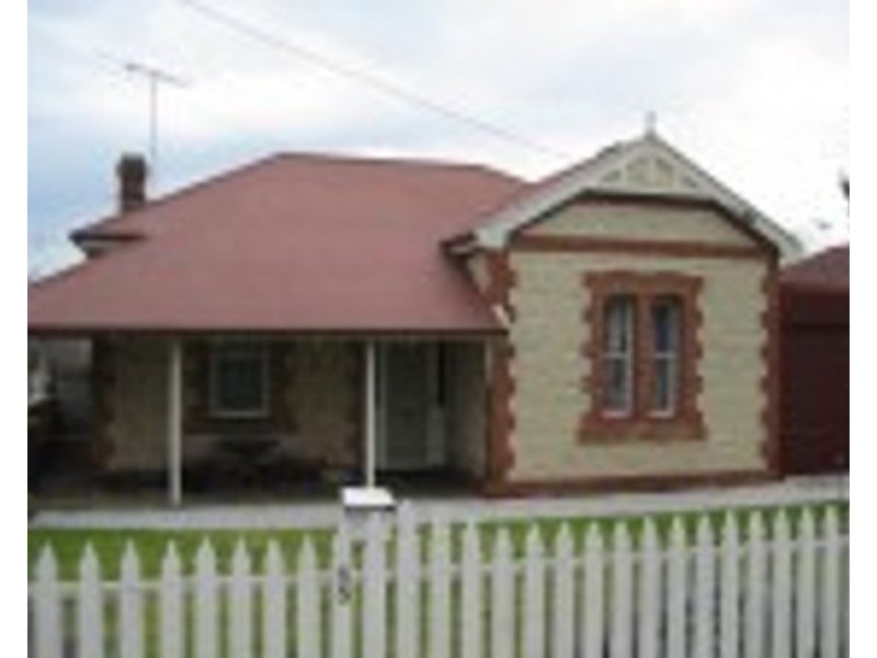 85 McHenry, Murray Bridge SA 5253