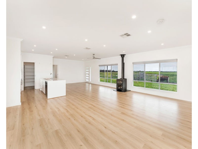 19 Moorlands Road, Moorlands SA 5301