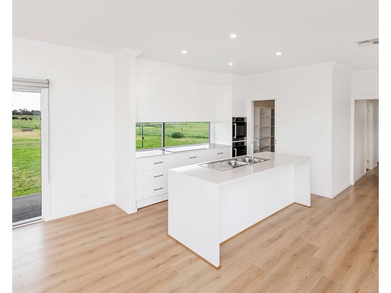 19 Moorlands Road, Moorlands SA 5301