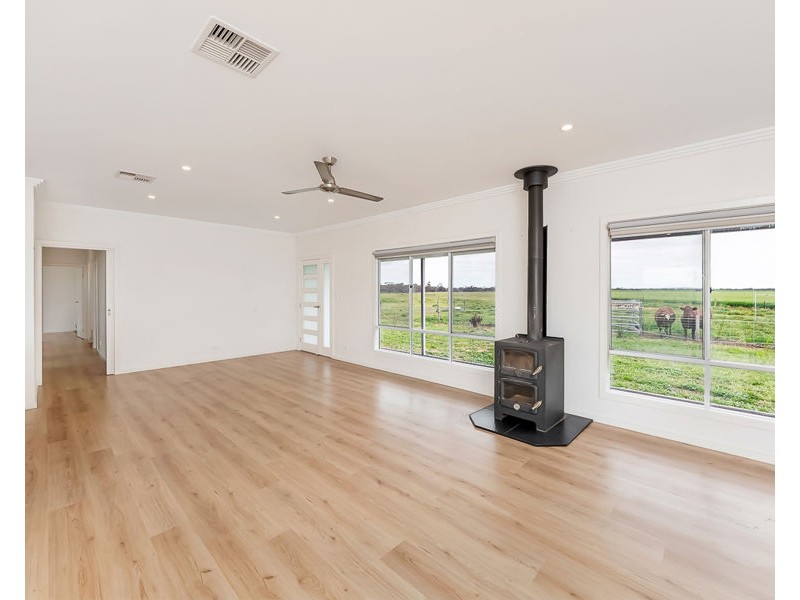 19 Moorlands Road, Moorlands SA 5301