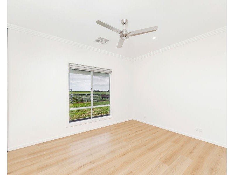 19 Moorlands Road, Moorlands SA 5301