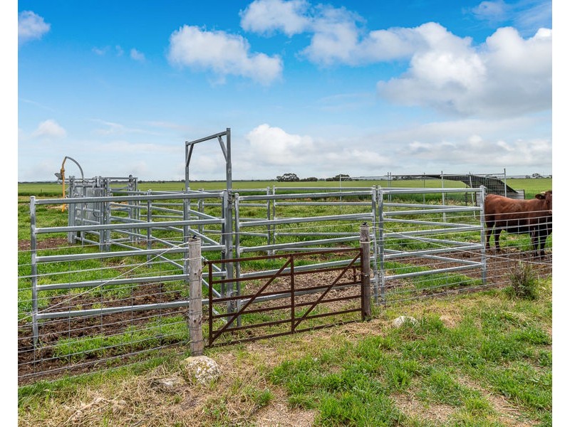 19 Moorlands Road, Moorlands SA 5301