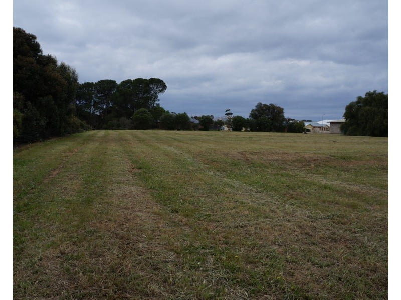 11-17 Commerce Road, Murray Bridge SA 5253