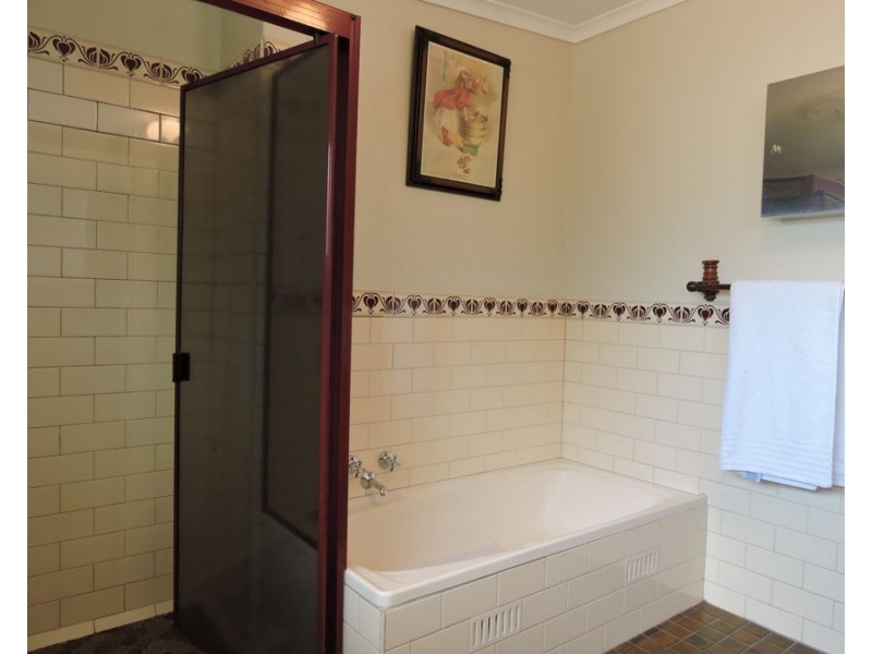 25 Slade St, Murray Bridge SA 5253