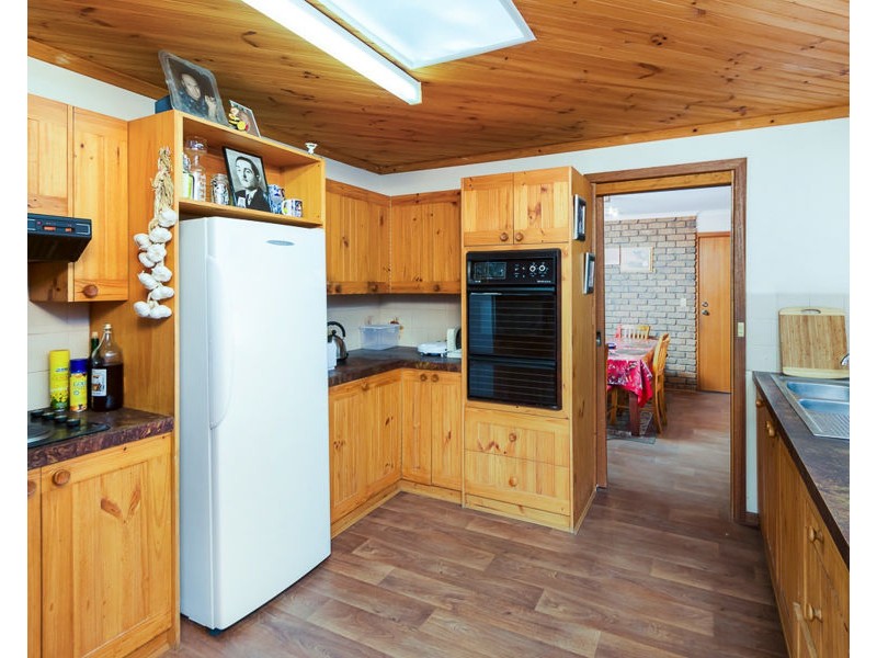 198 Adelaide Road, Murray Bridge SA 5253