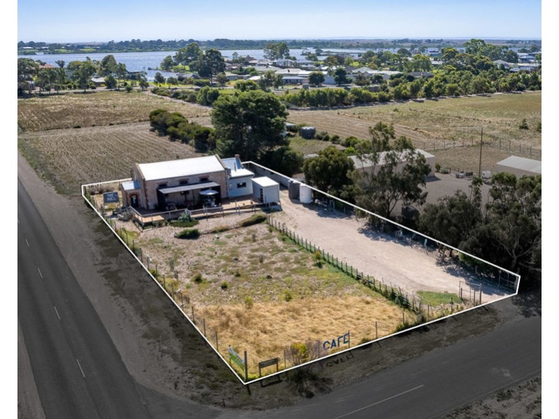 1 Pangarinda Drive, Wellington East SA 5259