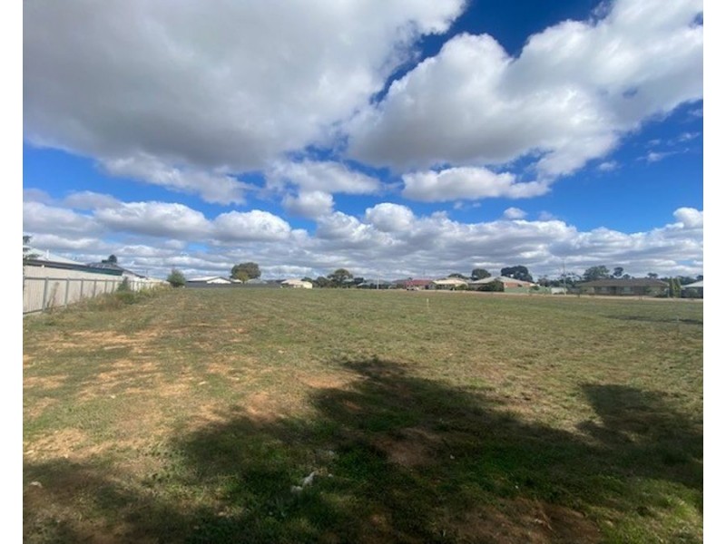 Corner of Gross & Commerce, Murray Bridge SA 5253