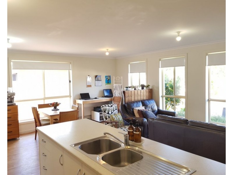 11C Edwards Street, Murray Bridge SA 5253