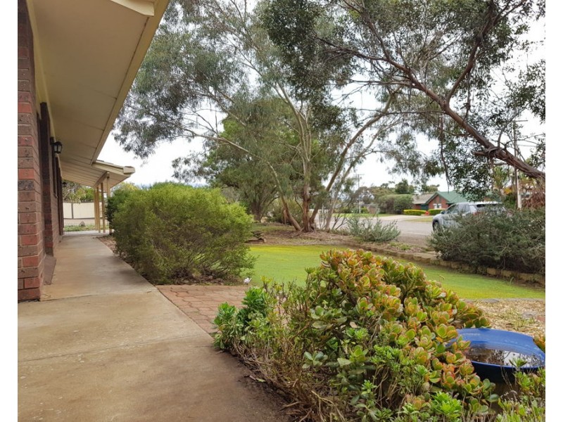 2 Ellendale Avenue, Murray Bridge SA 5253