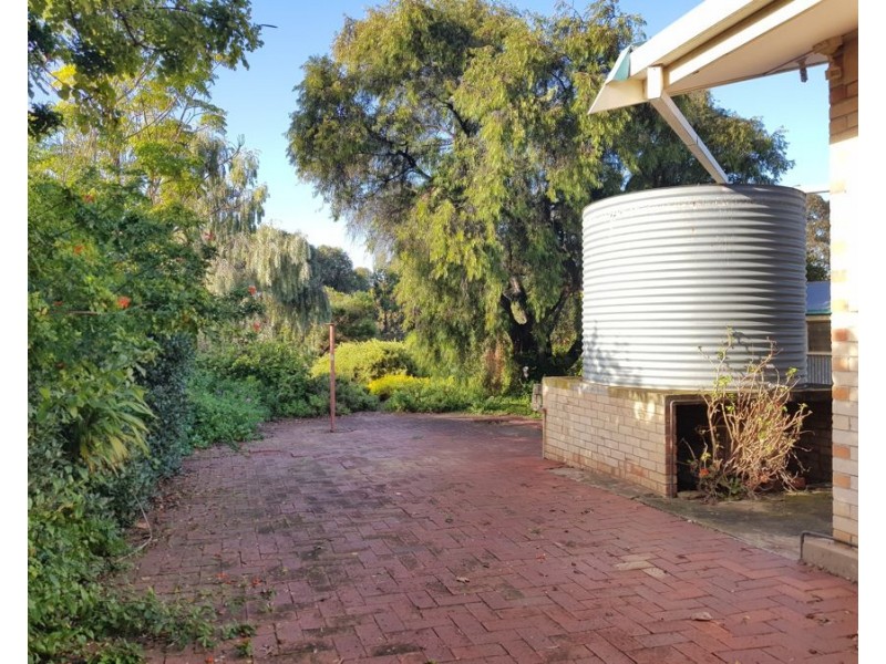 70 Standen Street, Murray Bridge SA 5253