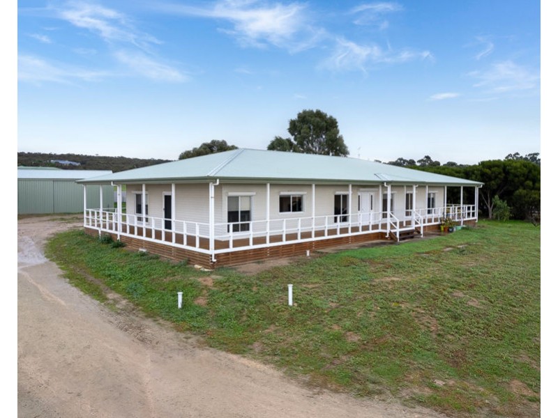 9 Schwerdt Road, Murray Bridge SA 5253