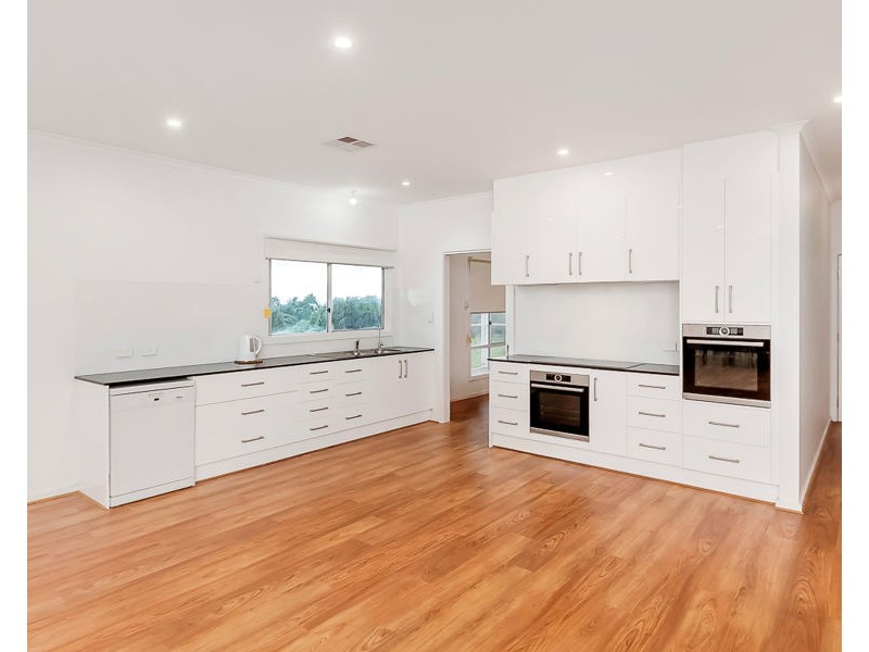 9 Schwerdt Road, Murray Bridge SA 5253